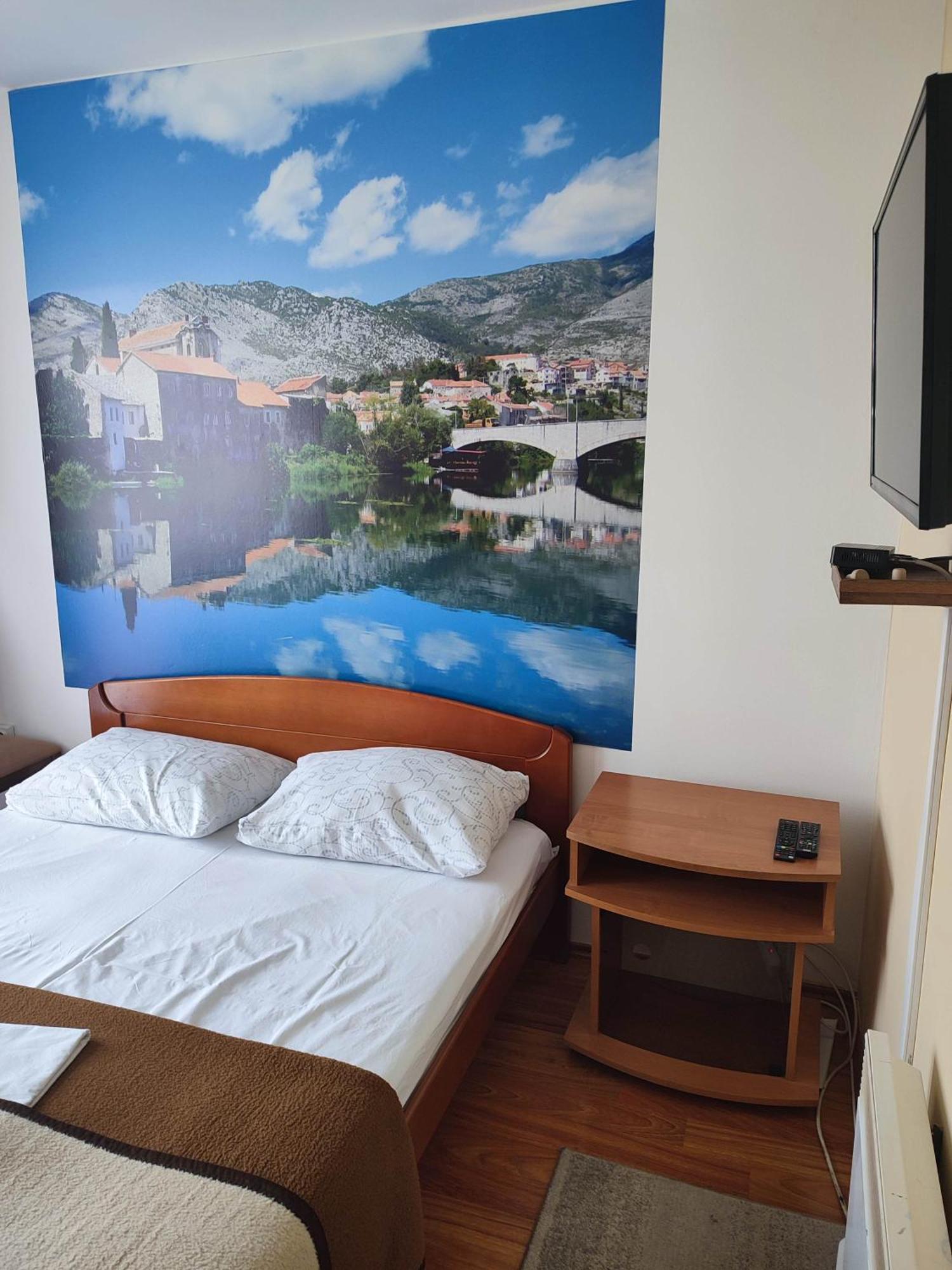 Pansion Kamin Bed & Breakfast Lukavica ภายนอก รูปภาพ