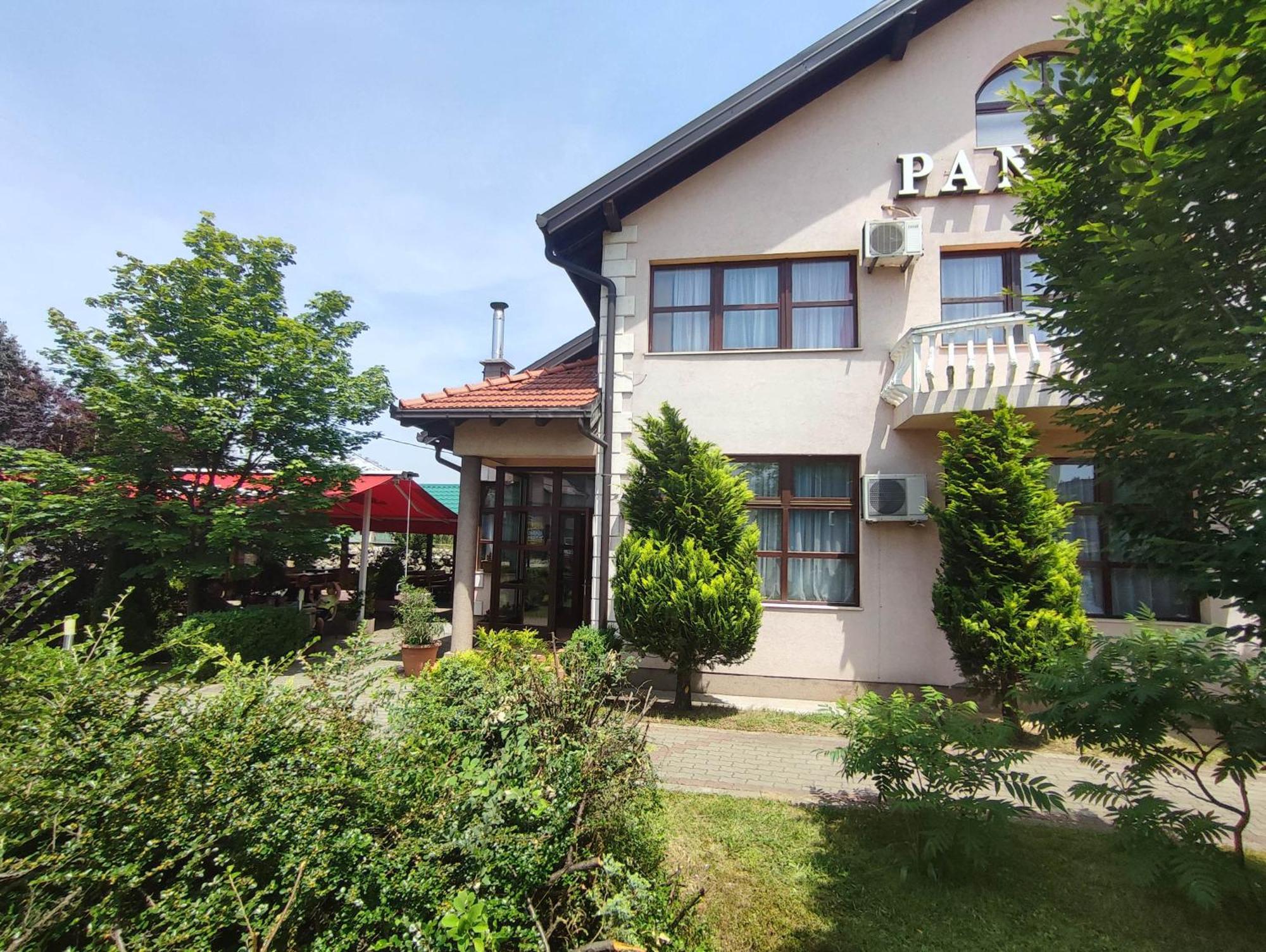 Pansion Kamin Bed & Breakfast Lukavica ภายนอก รูปภาพ