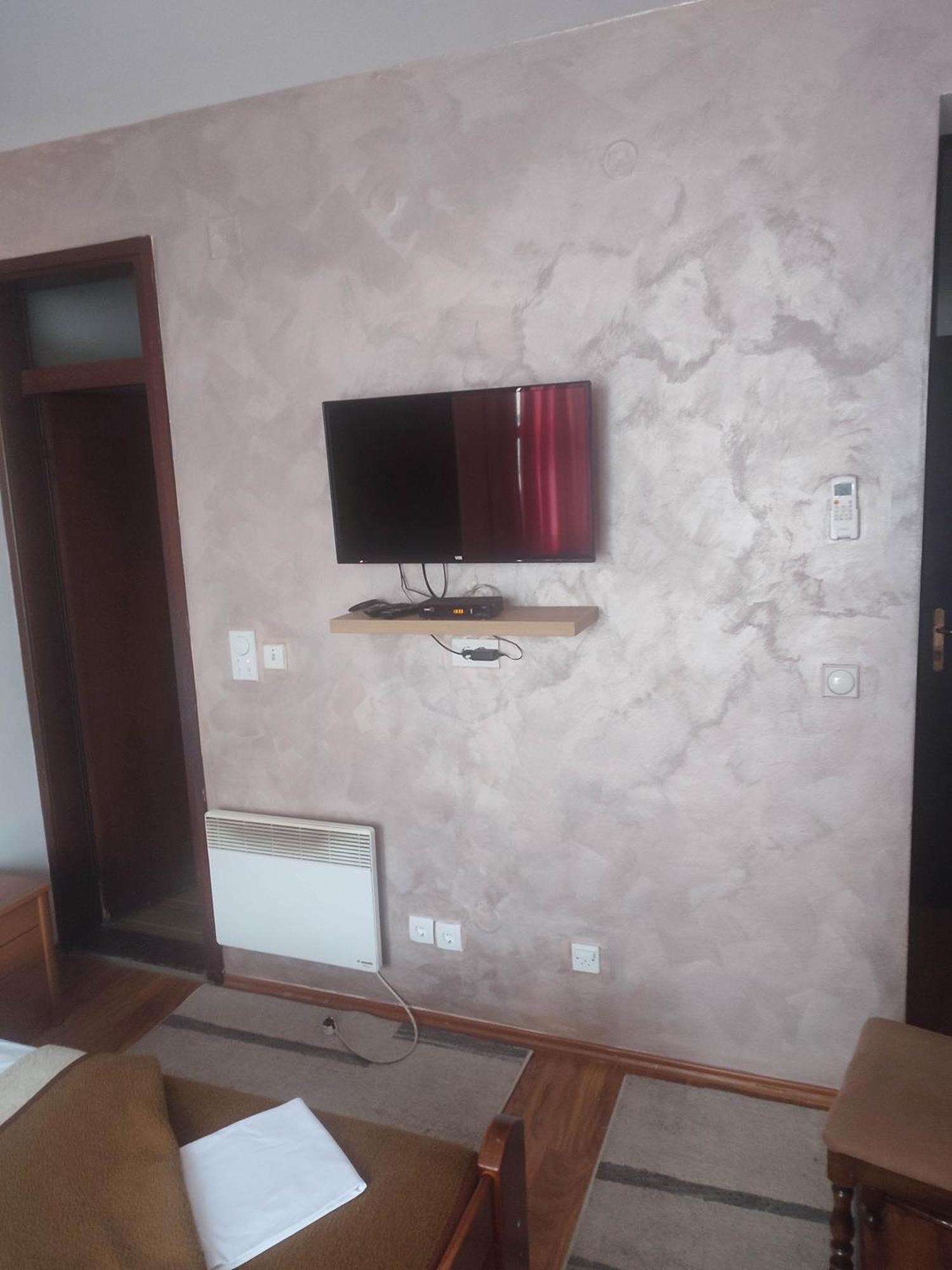 Pansion Kamin Bed & Breakfast Lukavica ภายนอก รูปภาพ